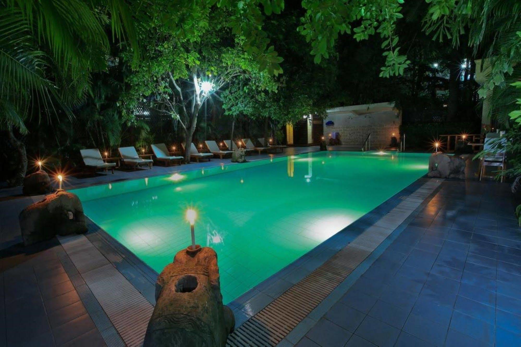Mandalay City Hotel מראה חיצוני תמונה