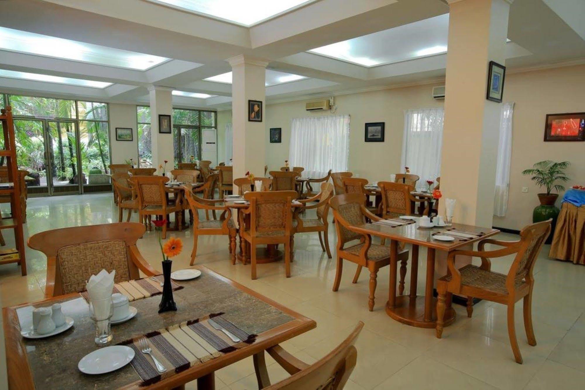 Mandalay City Hotel מראה חיצוני תמונה